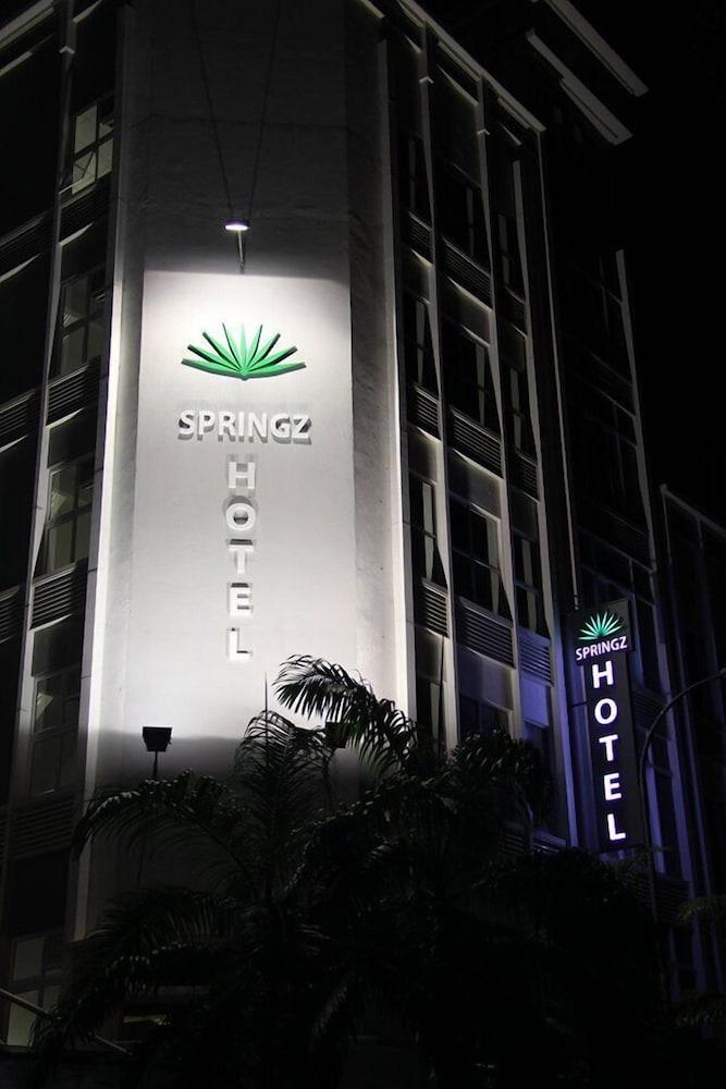 Springz Hotel-Bukit Jalil Kuala Lumpur Exterior foto